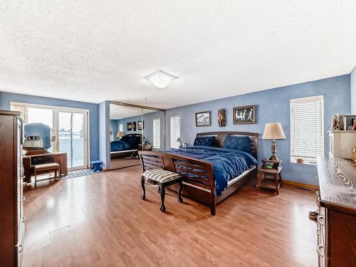 15756 106 Street, Edmonton, AB - Indoor Photo Showing Bedroom