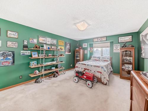 15756 106 Street, Edmonton, AB - Indoor Photo Showing Bedroom