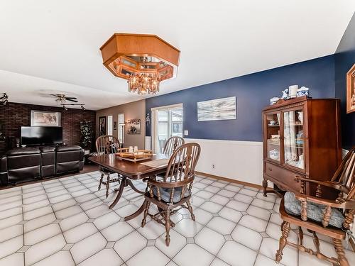 15756 106 Street, Edmonton, AB - Indoor Photo Showing Dining Room