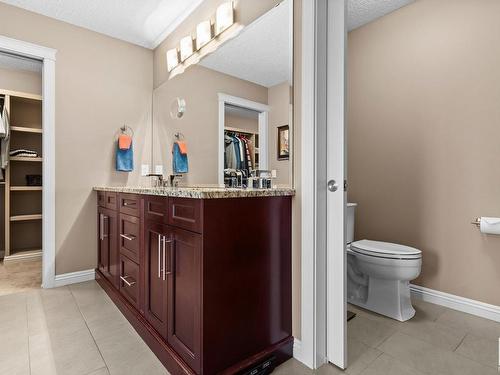 2205 Warry Loop, Edmonton, AB - Indoor Photo Showing Bathroom