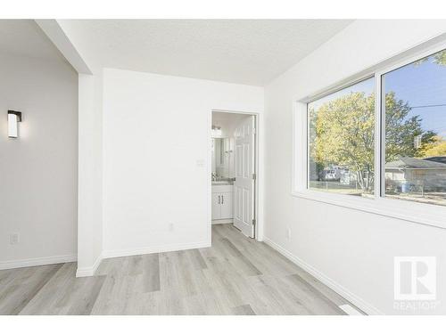 10466 157 Street, Edmonton, AB - Indoor Photo Showing Other Room