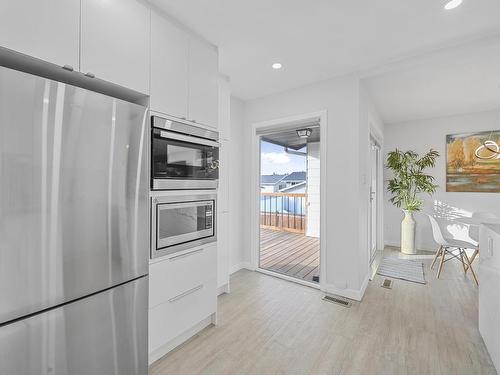 11523 141 Avenue, Edmonton, AB - Indoor Photo Showing Kitchen