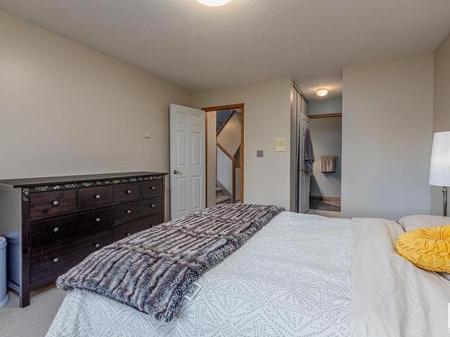 9309 98 Avenue, Edmonton, AB - Indoor Photo Showing Bedroom