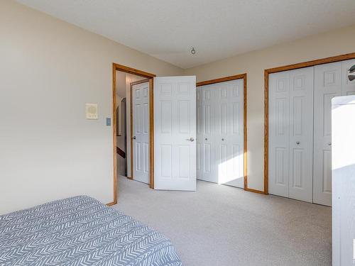 9309 98 Avenue, Edmonton, AB - Indoor Photo Showing Bedroom