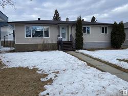 9336 69 Avenue NW  Edmonton, AB T6E 3B7