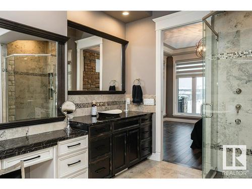 3448 Keswick Boulevard, Edmonton, AB - Indoor Photo Showing Bathroom