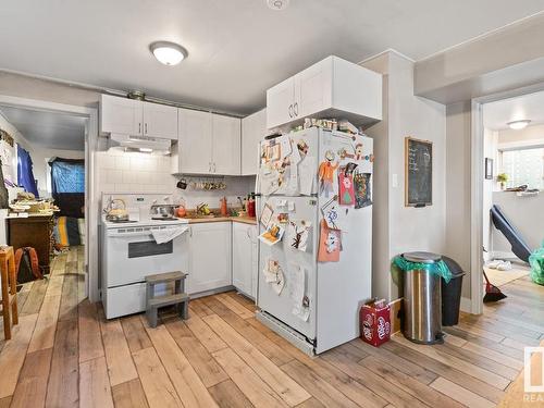 8844 93 Street, Edmonton, AB - Indoor Photo Showing Kitchen