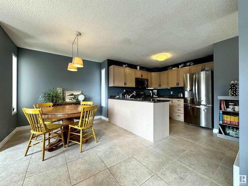 1807 Tomlinson Crescent, Edmonton, AB - Indoor