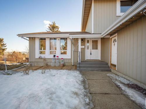 72 Howson Crescent, Edmonton, AB - Outdoor