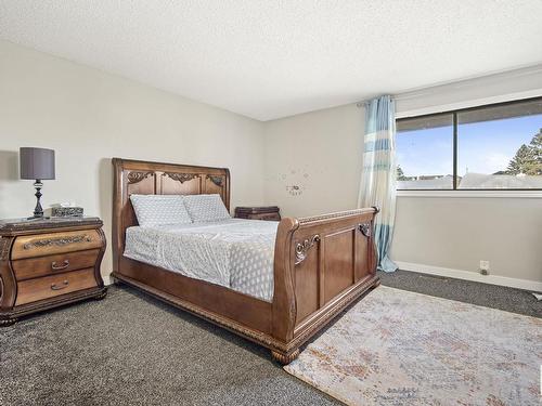 72 Howson Crescent, Edmonton, AB - Indoor Photo Showing Bedroom