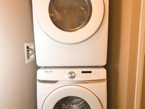 201 12025 22 Avenue, Edmonton, AB - Indoor Photo Showing Laundry Room