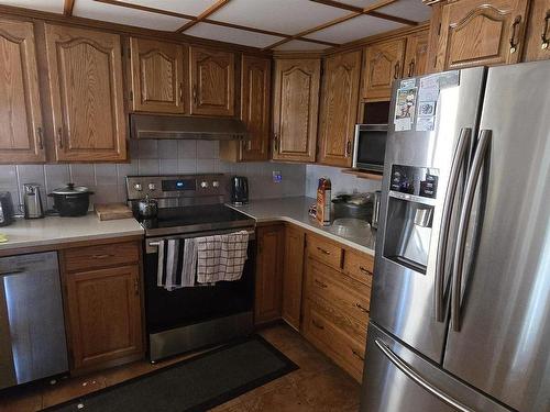 12223 63 Street, Edmonton, AB - Indoor Photo Showing Kitchen With Stainless Steel Kitchen