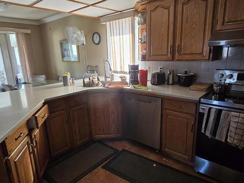 12223 63 Street, Edmonton, AB - Indoor Photo Showing Kitchen