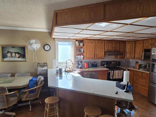 12223 63 Street, Edmonton, AB - Indoor Photo Showing Kitchen