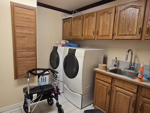 12223 63 Street, Edmonton, AB - Indoor Photo Showing Laundry Room