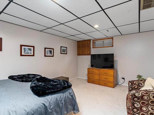 3512 12A Avenue Nw, Edmonton, AB - Indoor Photo Showing Bedroom