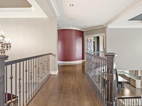 2312 Cameron Ravine Cove Cove, Edmonton, AB - Indoor Photo Showing Other Room