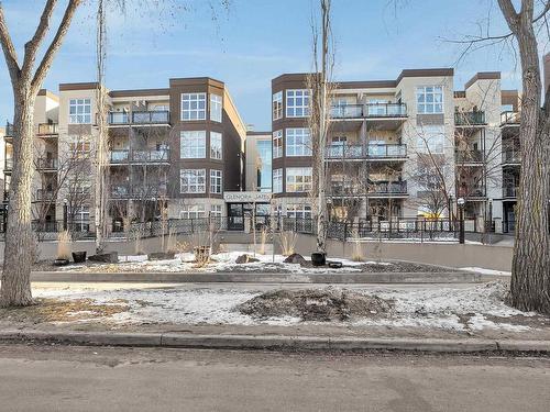 310 10411 122 Street, Edmonton, AB - Outdoor