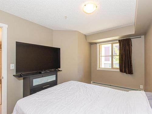 215 5816 Mullen Place, Edmonton, AB - Indoor Photo Showing Bedroom