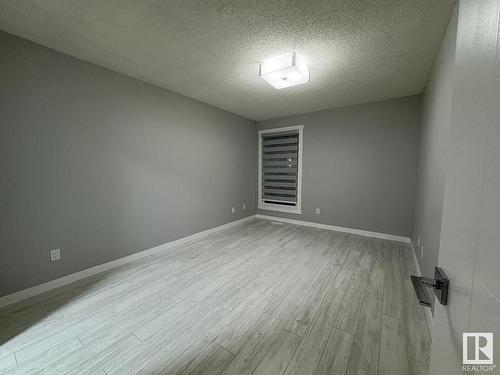 29 2204 118 Street, Edmonton, AB - Indoor Photo Showing Other Room