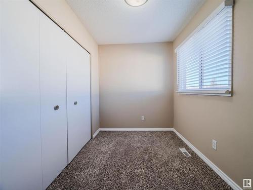 137 Centennial Court, Edmonton, AB - Indoor Photo Showing Other Room