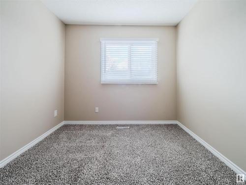 137 Centennial Court, Edmonton, AB - Indoor Photo Showing Other Room