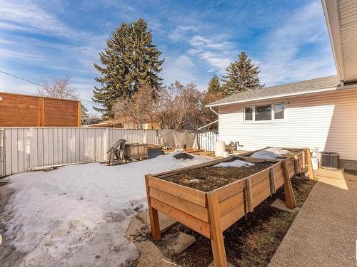 6515 102A Avenue, Edmonton, AB - Outdoor