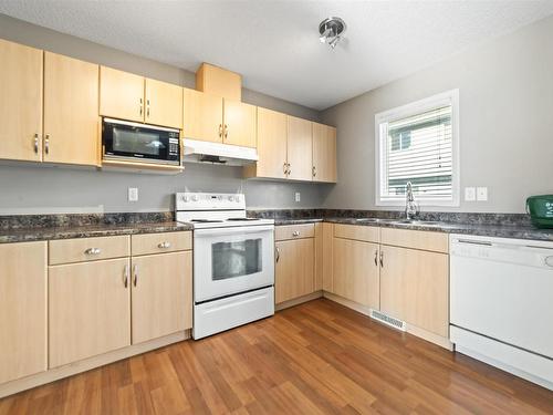 50 2503 24 Street, Edmonton, AB - Indoor Photo Showing Kitchen