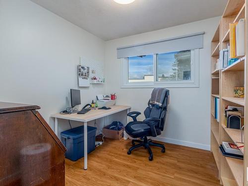 6211 95 Avenue, Edmonton, AB - Indoor Photo Showing Office