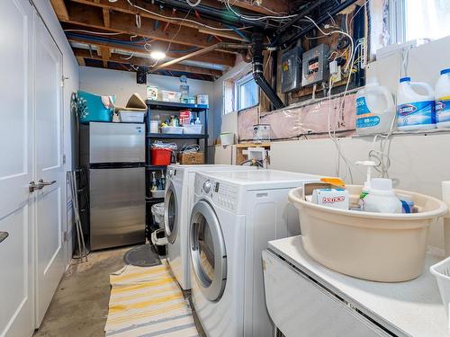 6211 95 Avenue, Edmonton, AB - Indoor Photo Showing Laundry Room