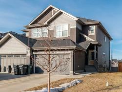 39 AVEBURY Court  Sherwood Park, AB T8H 0Z3