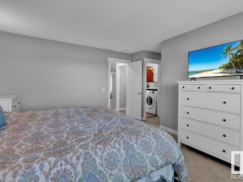 16787 36 Street, Edmonton, AB - Indoor Photo Showing Bedroom