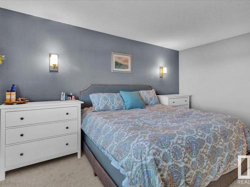 16787 36 Street, Edmonton, AB - Indoor Photo Showing Bedroom