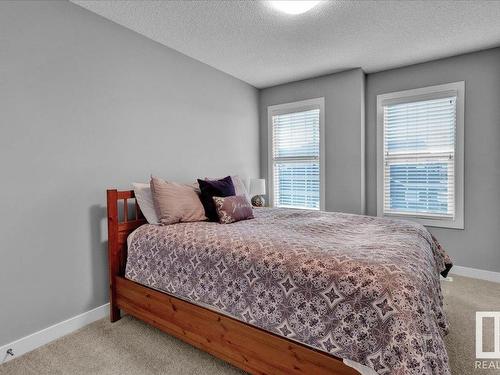 16787 36 Street, Edmonton, AB - Indoor Photo Showing Bedroom