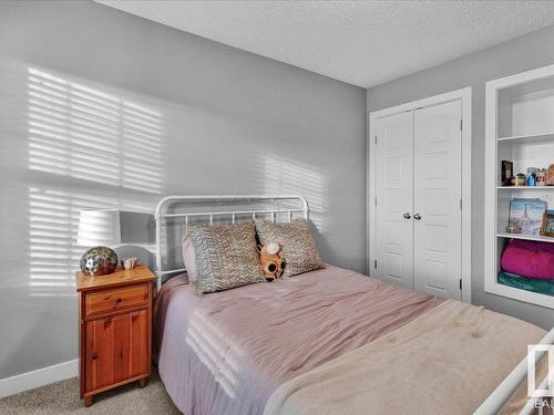 16787 36 Street, Edmonton, AB - Indoor Photo Showing Bedroom