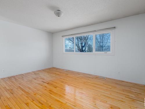 9216 86 Street, Edmonton, AB - Indoor Photo Showing Other Room