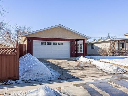 9216 86 Street, Edmonton, AB - Outdoor