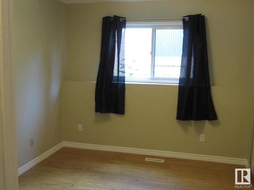 788 Saddleback Road, Edmonton, AB - Indoor Photo Showing Other Room