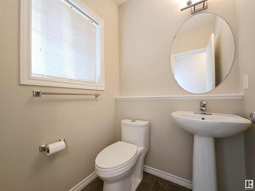 21308 45A Avenue, Edmonton, AB - Indoor Photo Showing Bathroom