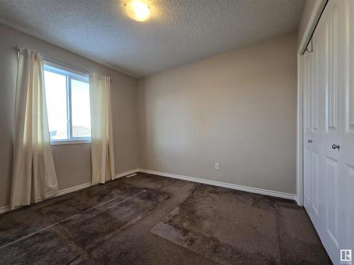 21308 45A Avenue, Edmonton, AB - Indoor Photo Showing Other Room