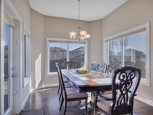 770 Lewis Greens Drive, Edmonton, AB - Indoor Photo Showing Dining Room