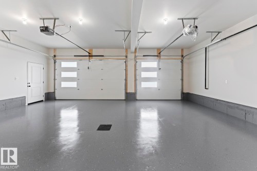 807 Schooner Drive, Cold Lake, AB - Indoor Photo Showing Garage