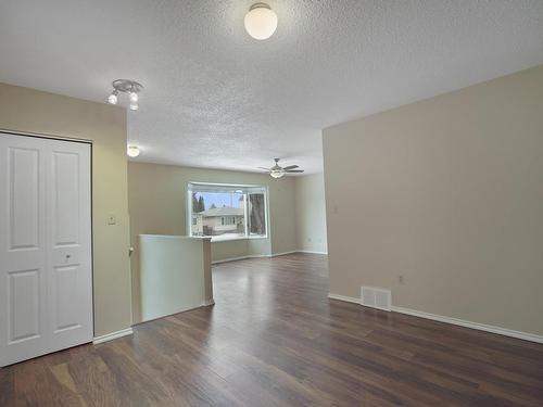 10619 81 Street, Edmonton, AB - Indoor Photo Showing Other Room