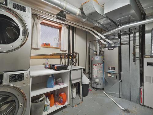 10619 81 Street, Edmonton, AB - Indoor Photo Showing Laundry Room