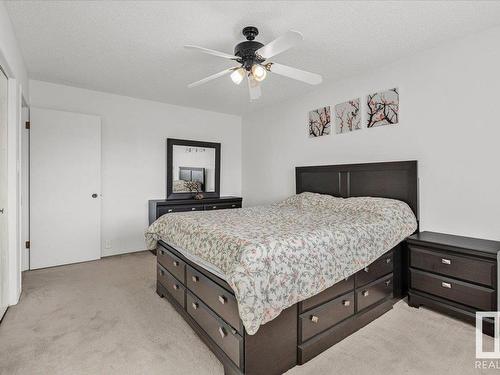 3020 105 Street, Edmonton, AB - Indoor Photo Showing Bedroom