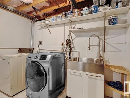 3020 105 Street, Edmonton, AB - Indoor Photo Showing Laundry Room