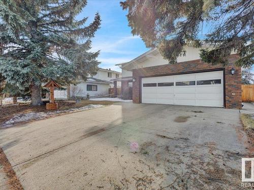 3020 105 Street, Edmonton, AB - Outdoor