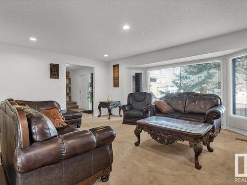 3020 105 Street, Edmonton, AB - Indoor Photo Showing Living Room