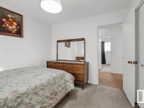 3020 105 Street, Edmonton, AB - Indoor Photo Showing Bedroom