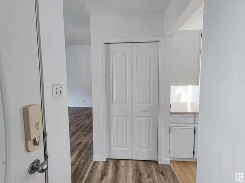 8507 189 Street, Edmonton, AB - Indoor Photo Showing Other Room